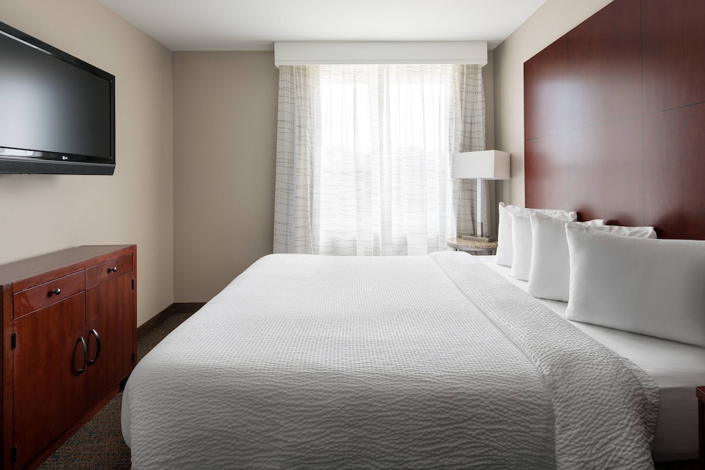 Residence Inn by Marriott Downtown Long Beach - photo 11