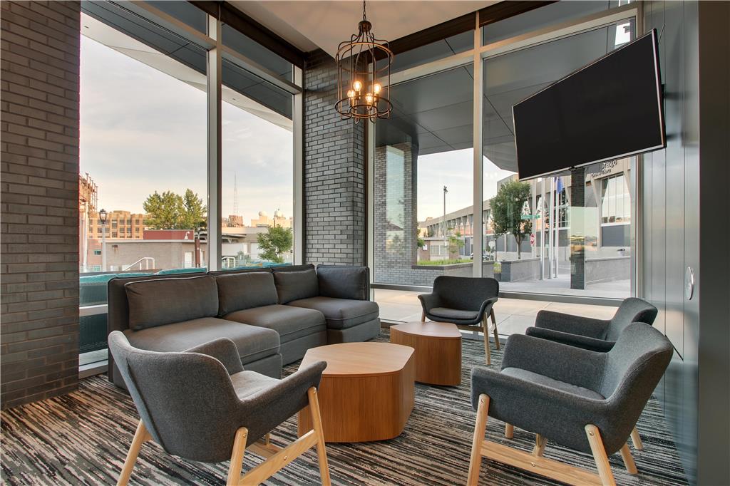 Hyatt Place Milwaukee Downtown - photo 64