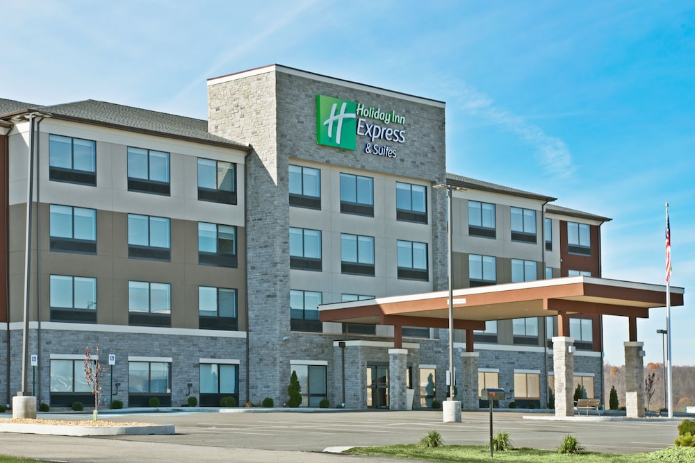 Holiday Inn Express & Suites Uniontown by IHG - photo 32