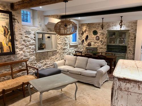 L oustau di cabro in Arles, France