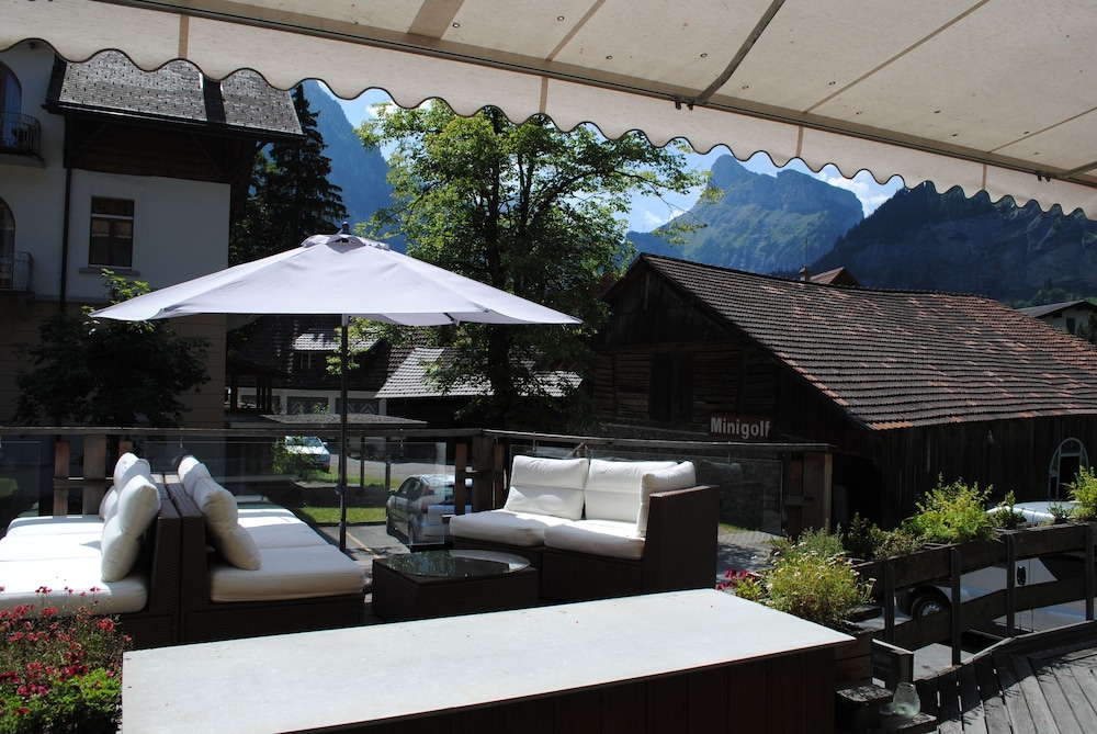 Chalet Hotel Adler — Kandersteg — photo 3
