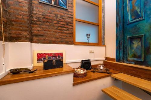 1BR Apt with Dual Terraces & Views By Wehost