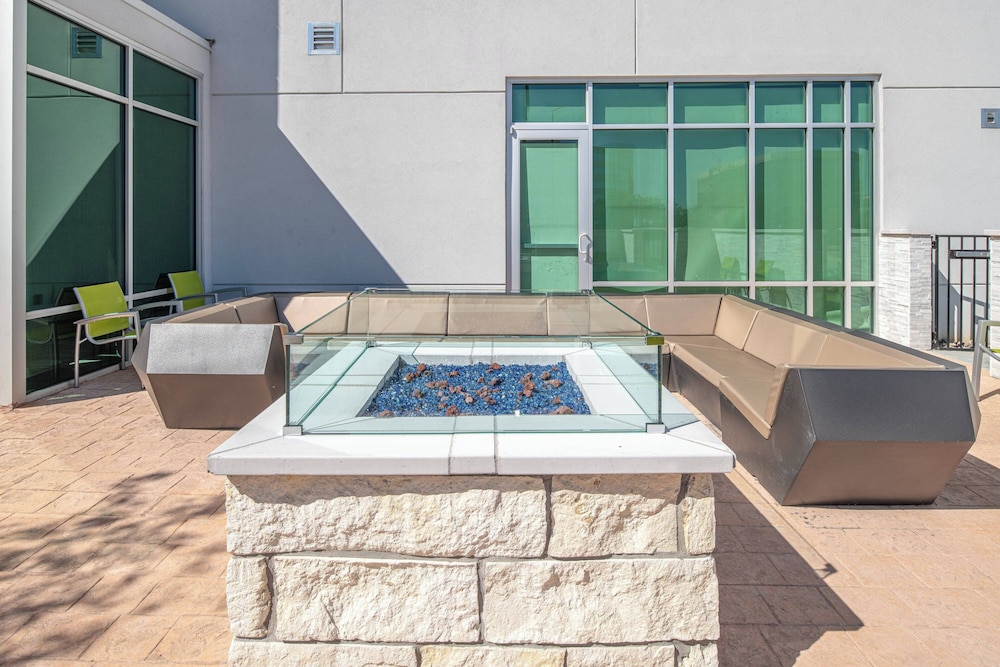 SpringHill Suites by Marriott Dallas Central Expressway - photo 41