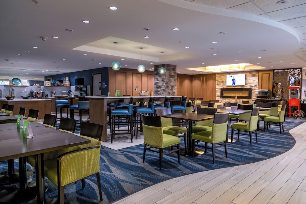 Holiday Inn & Suites Syracuse Airport Liverpool by IHG - photo 88