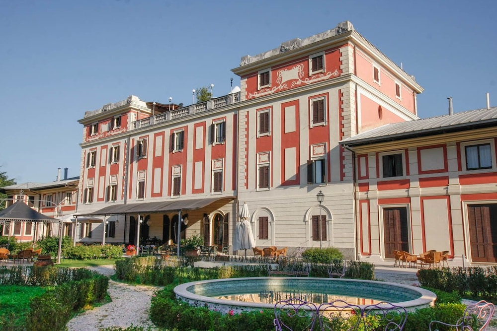 Park Hotel Villa Potenziani — 4-Star Luxury Hotel in Rieti, Italy