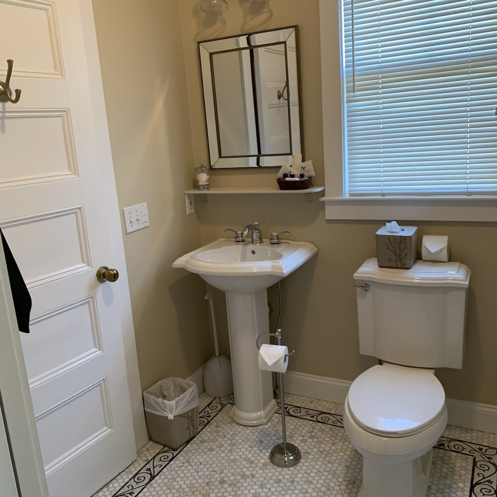 Almondy Inn - photo 106