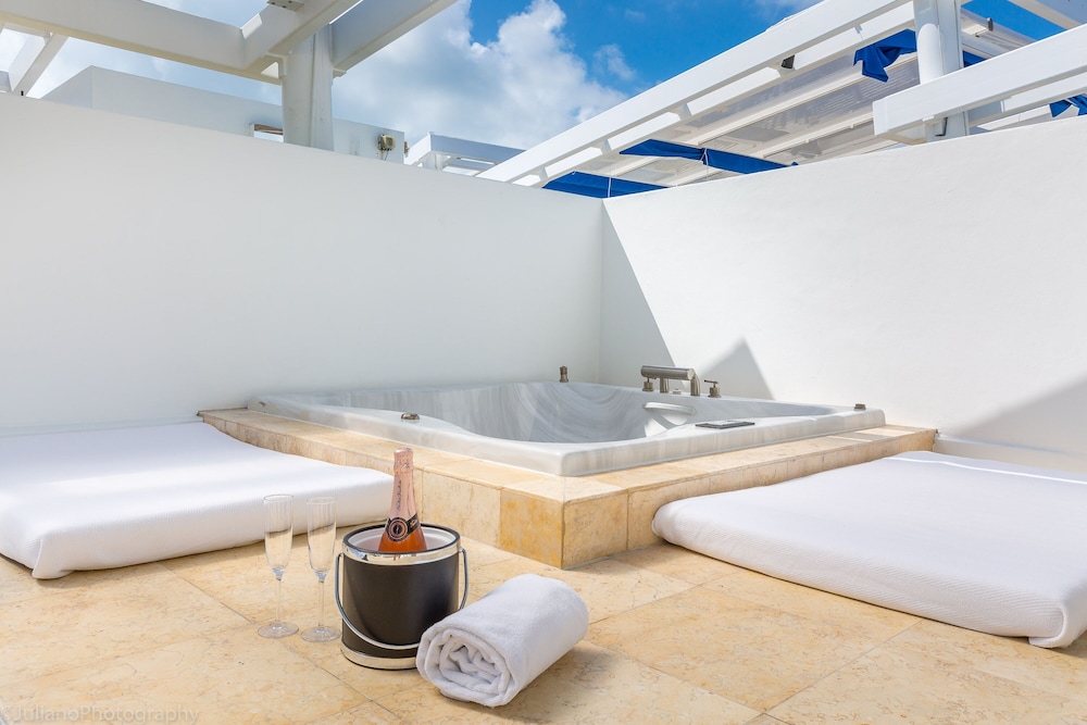SBV Luxury Ocean Hotel Suites - photo 12