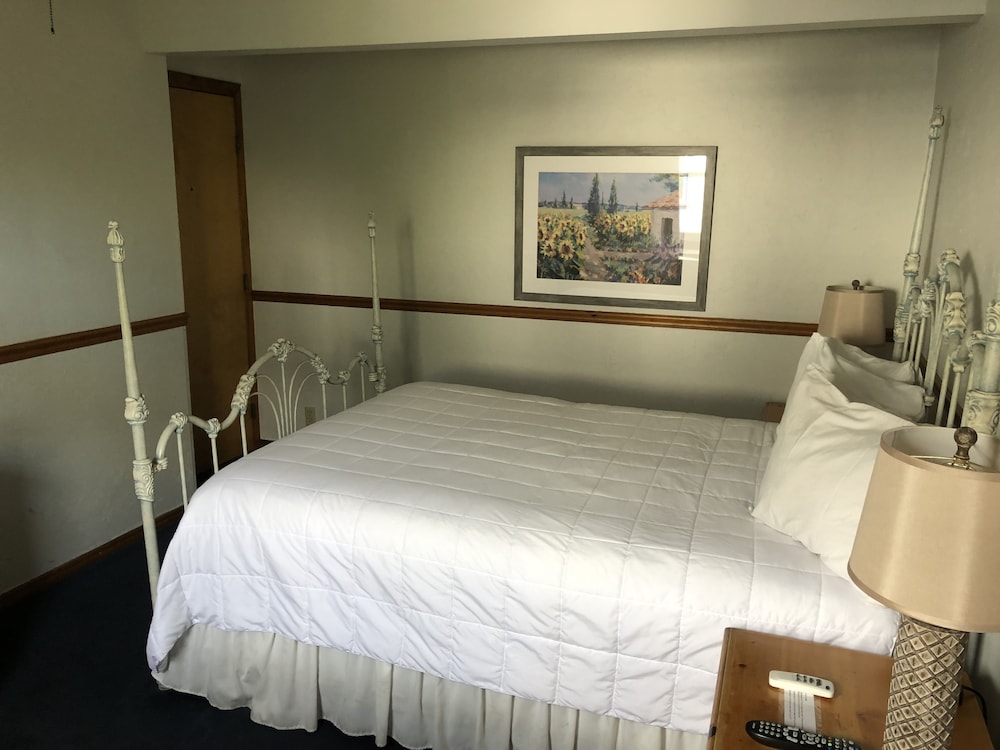 Seacrest Inn - photo 70