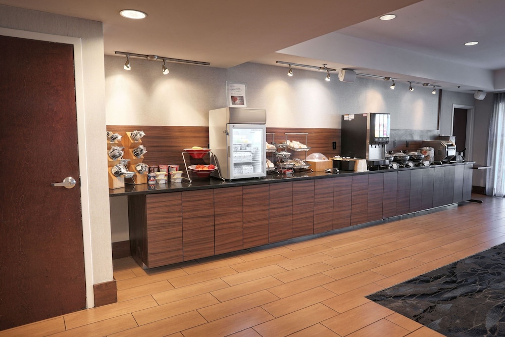 Fairfield Inn & Suites Charleston North Ashley Phosphate - photo 29