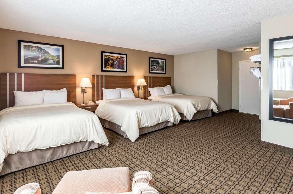 Clarion Inn Harpers Ferry Charles Town - photo 11
