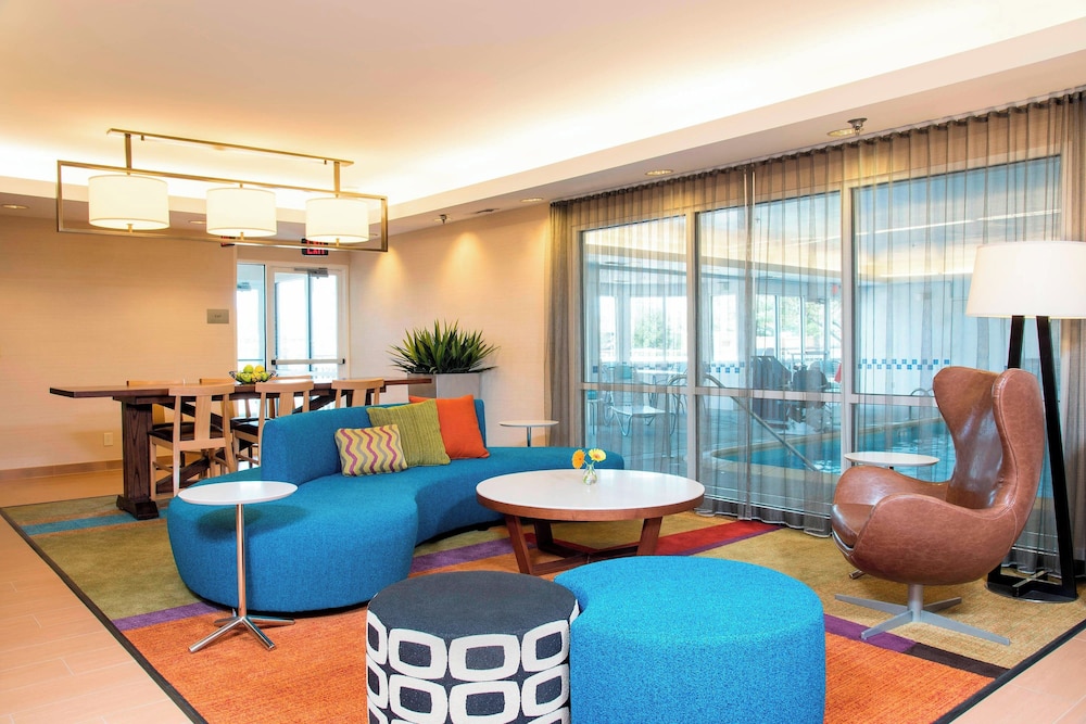 Fairfield Inn & Suites by Marriott Bloomington - featured photo