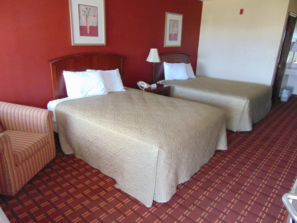 Candlelight Inn - photo 7