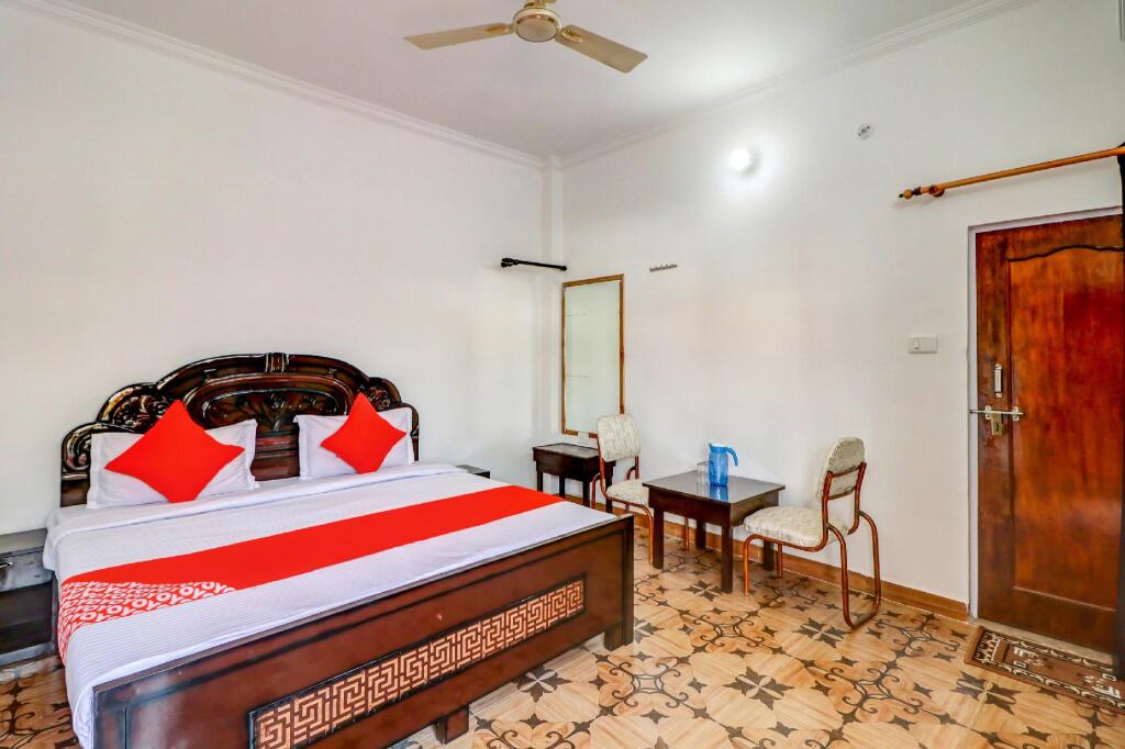 Hotel O Shanti Kuti Home Stay - carbon neutral hotel in Lucknow