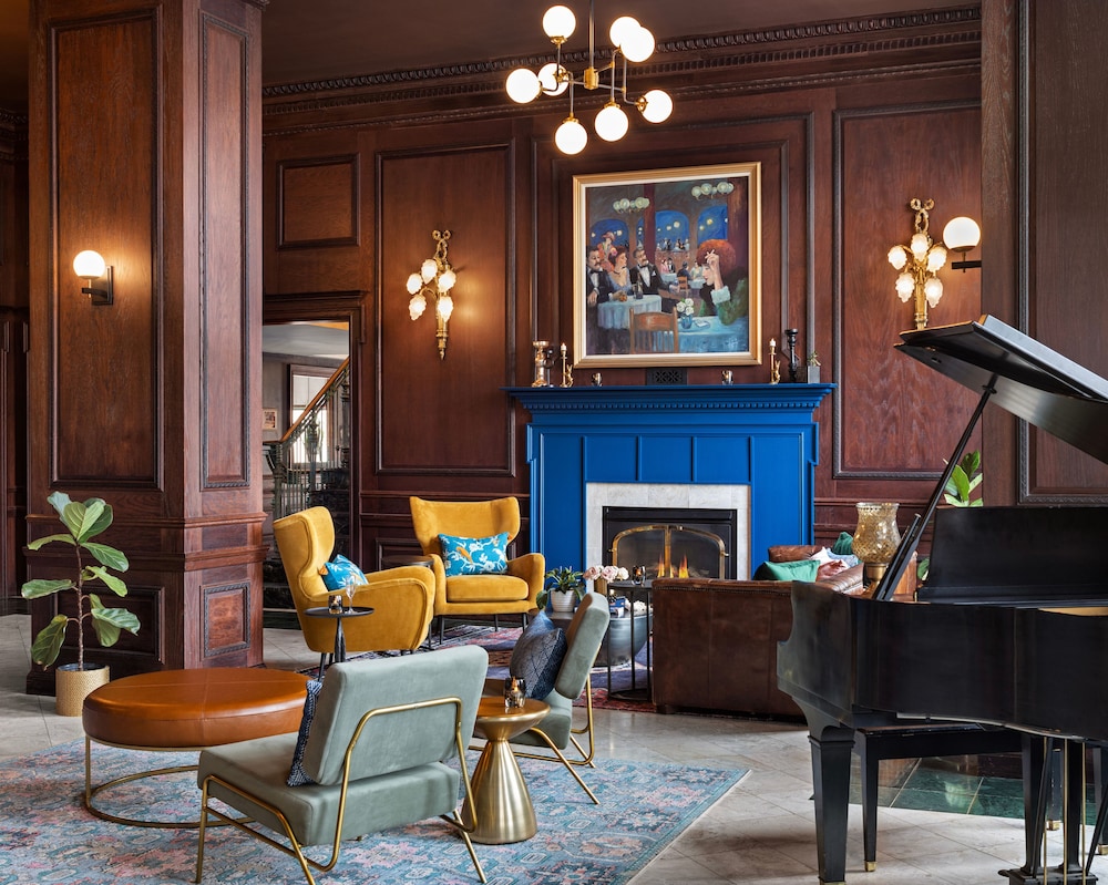 Landmark Inn Michigan - photo 4