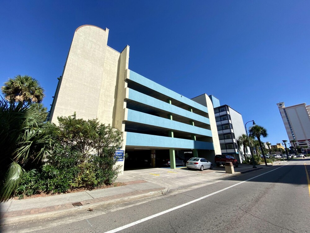 Meridian Plaza by Palmetto Vacations - photo 11