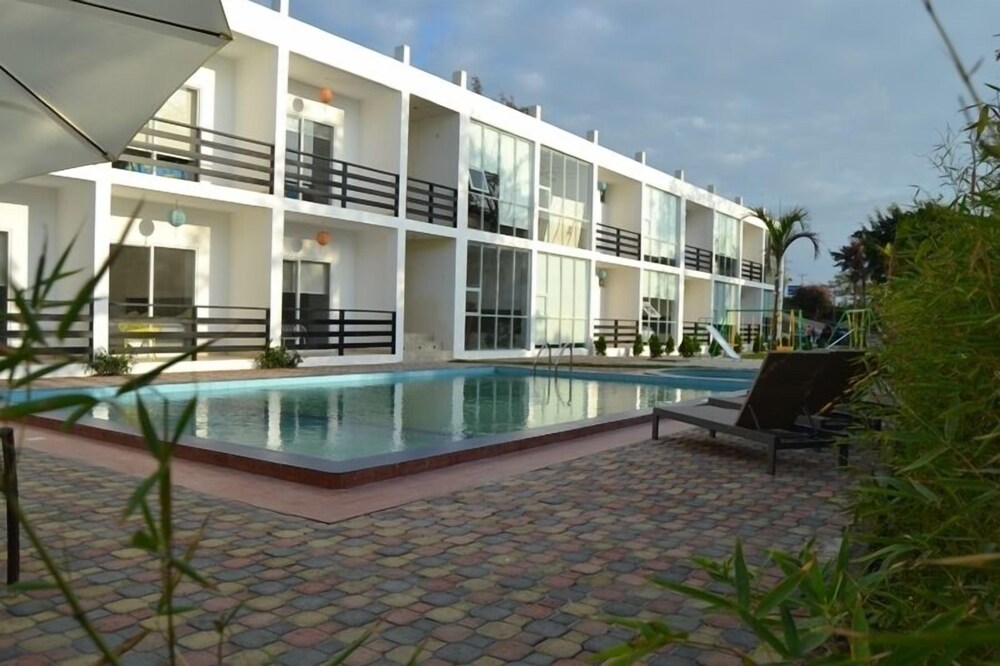 Ocean Blue Hotel in Santa Elena, Ecuador