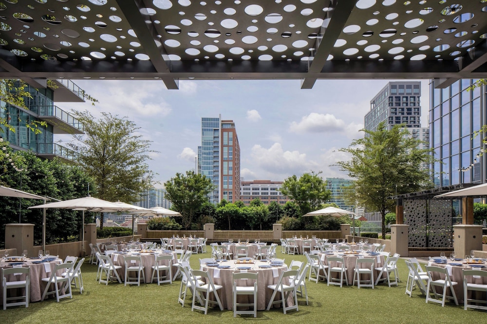 Epicurean Atlanta Autograph Collection - photo 85