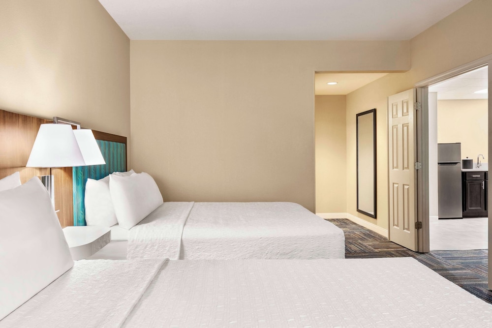 Hampton Inn Atlanta Stone Mountain - photo 6