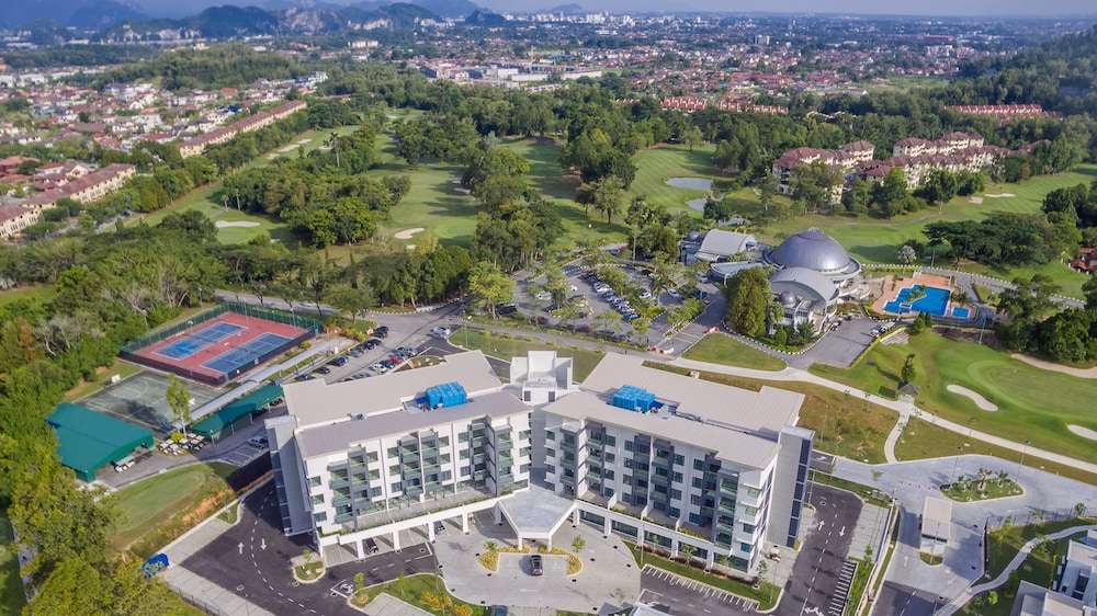 Meru Suites at Meru Valley Resort in Ipoh, Malaysia