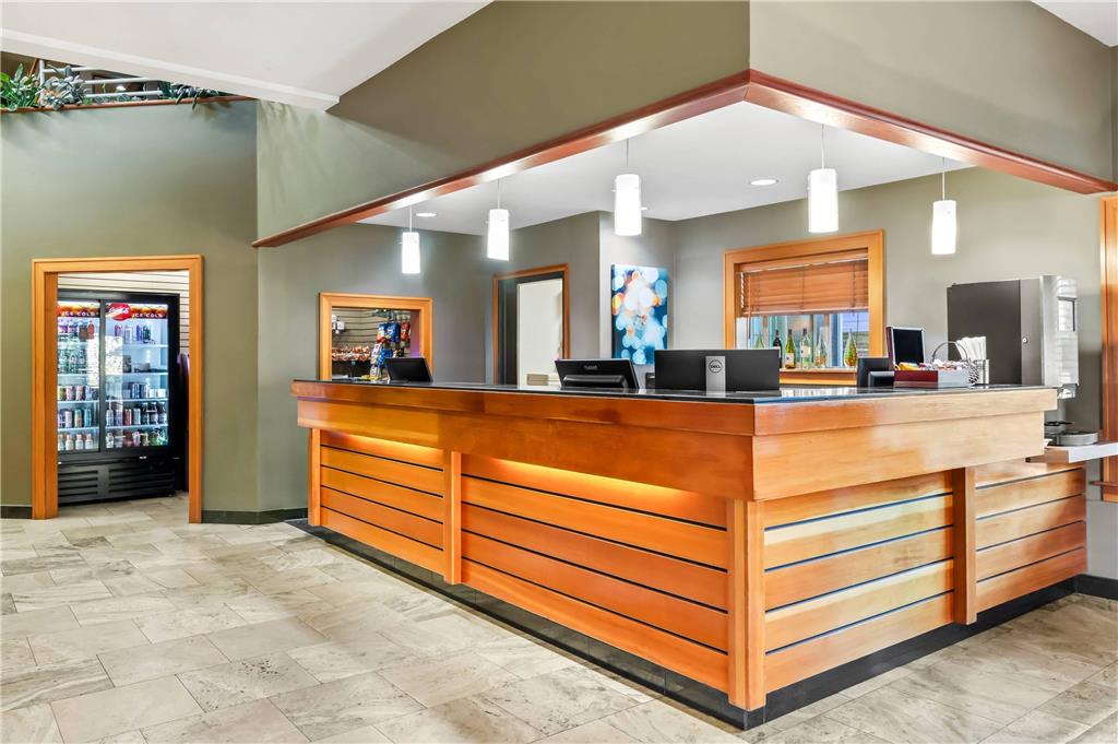 Radisson Hotel Portland Airport - photo 13