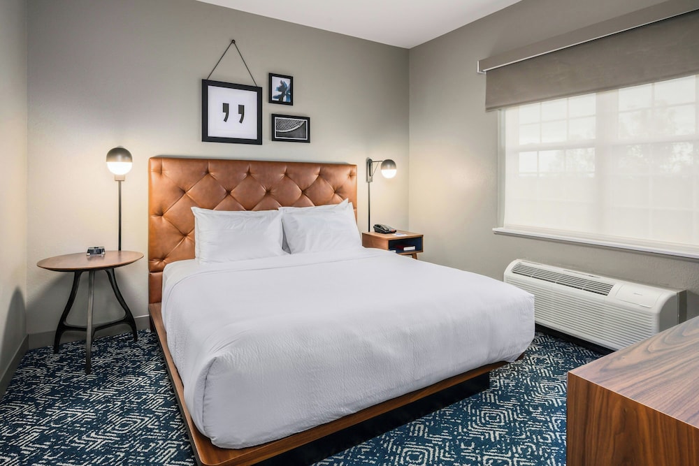 Four Points by Sheraton Bedford Manchester Airport - photo 21