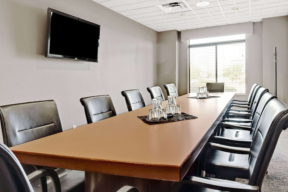 Wingate by Wyndham Fargo - photo 44
