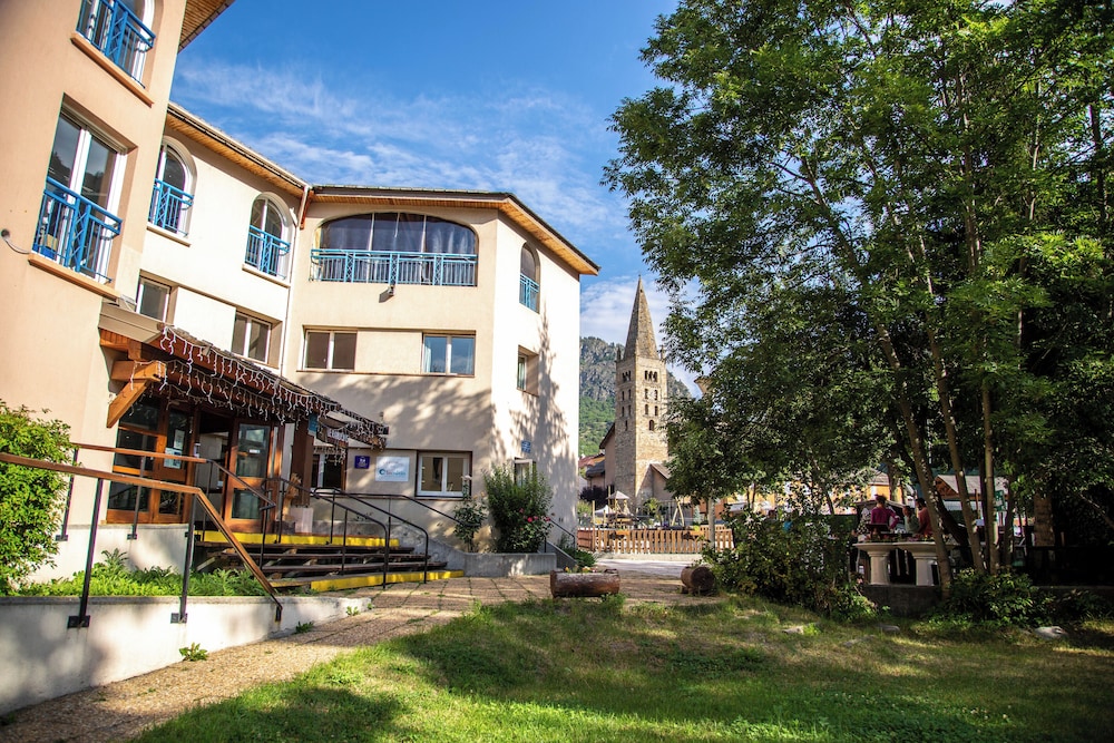 Le Rabuons — hotel in Saint-Etienne-De-Tinee