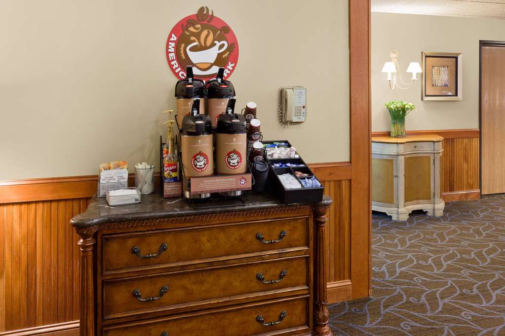 AmericInn by Wyndham Chanhassen - photo 42