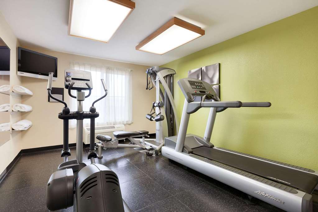 Country Inn & Suites by Radisson San Carlos CA - photo 11