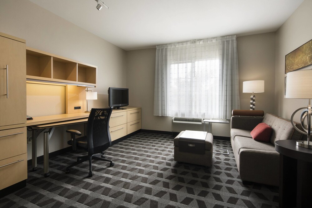 TownePlace Suites by Marriott San Diego Vista - photo 7