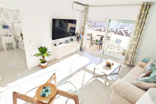 Lux. Frontbeach Terrace. 5 Pools.Tv. 2 A.C.Netflix