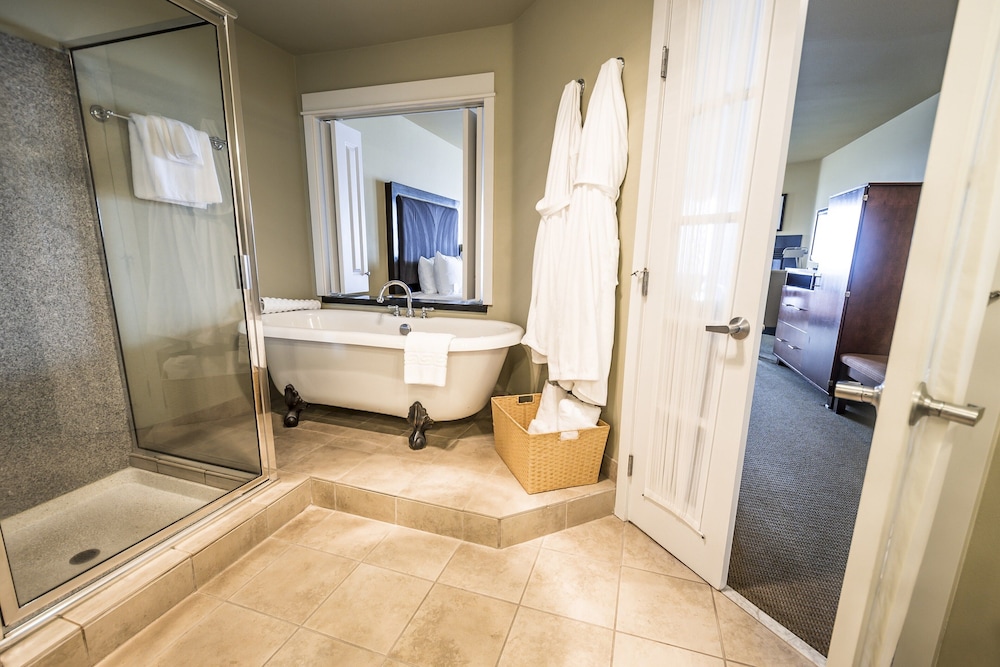 Cannery Pier Hotel & Spa - photo 66