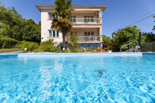 Vida's Place — 4-Star Luxury Hotel in None, Croatia