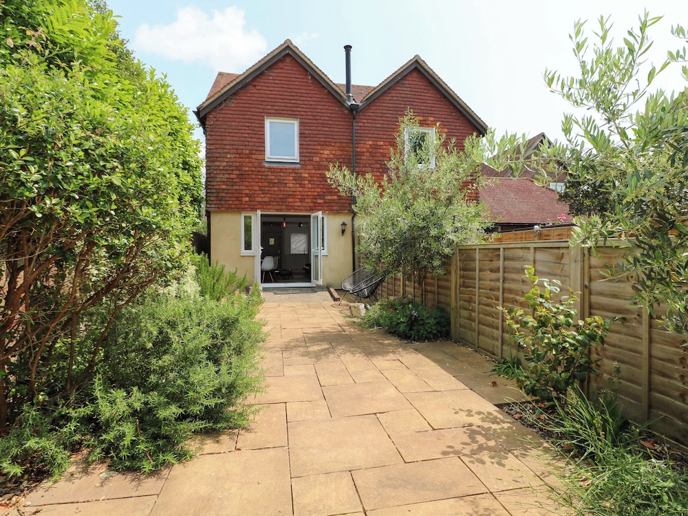 2A The Mews — hotel in Havant
