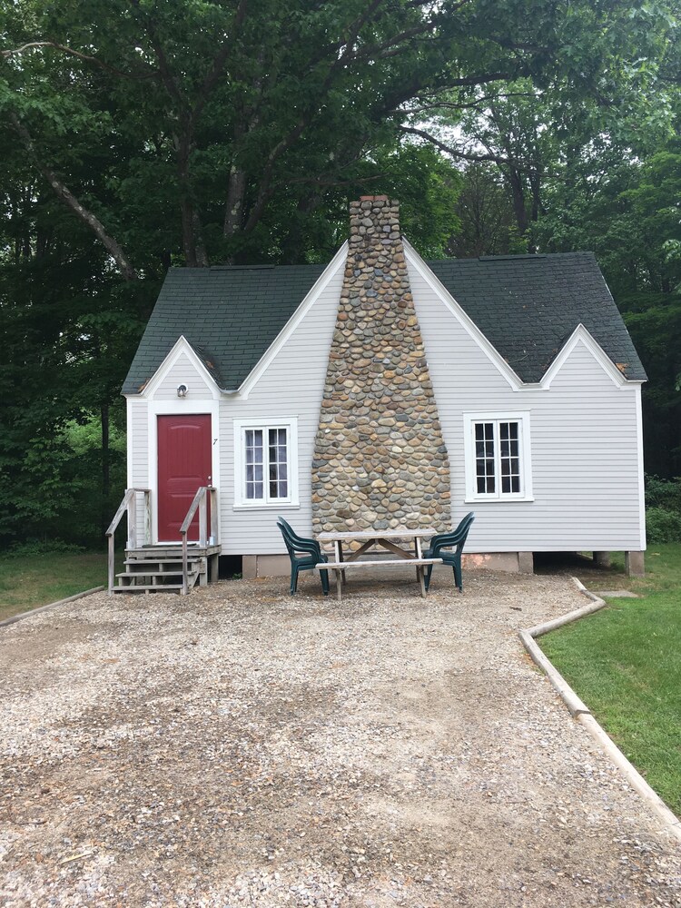 Gilcrest Cottages and Motels - photo 42