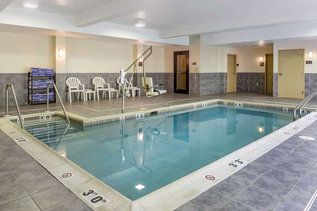 Comfort Suites Lancaster Amish Country - photo 27