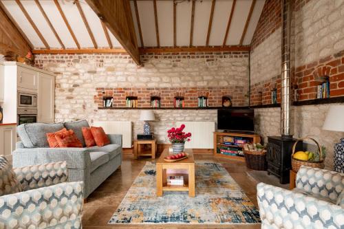 The Roost Heritage Escapes Field House Farm — 4-Star Luxury Hotel in Bempton, United Kingdom