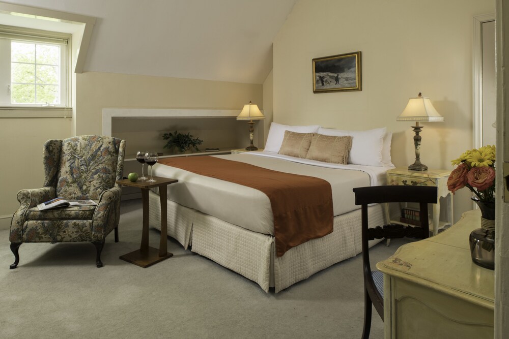 Great Oak Manor - photo 12