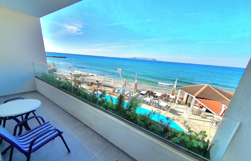 Sunset Beach Hotel - last minute hotel in Hersonissos