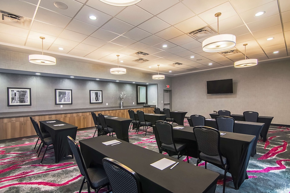 Hampton Inn & Suites Dallas Richardson - photo 39