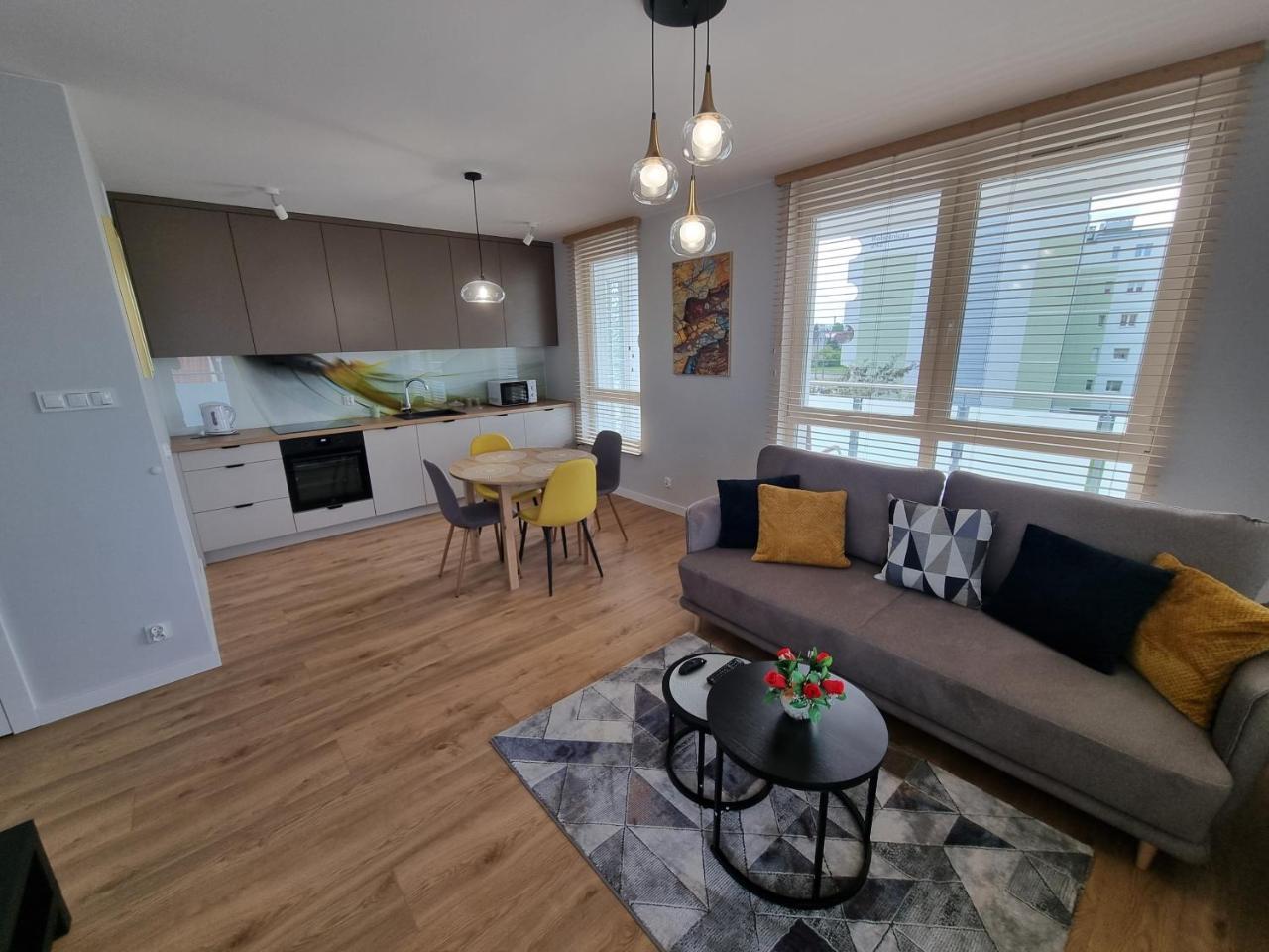 Apartament Topolowa Winda Parking W Hali Garażowej — 4-Star Luxury Hotel in Elblag, Poland