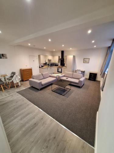 Centre of the town — 4-Star Luxury Hotel in Whitchurch, United Kingdom