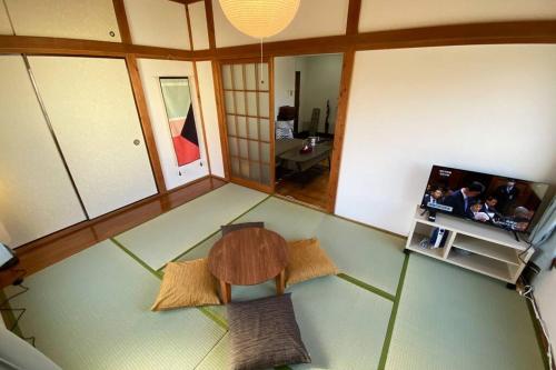 JR Line direct to Ikebukuro Shinjuku Shibuya 02 — 4-Star Luxury Hotel in Tokyo, Japan