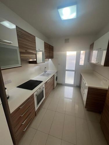Takelena Apartments