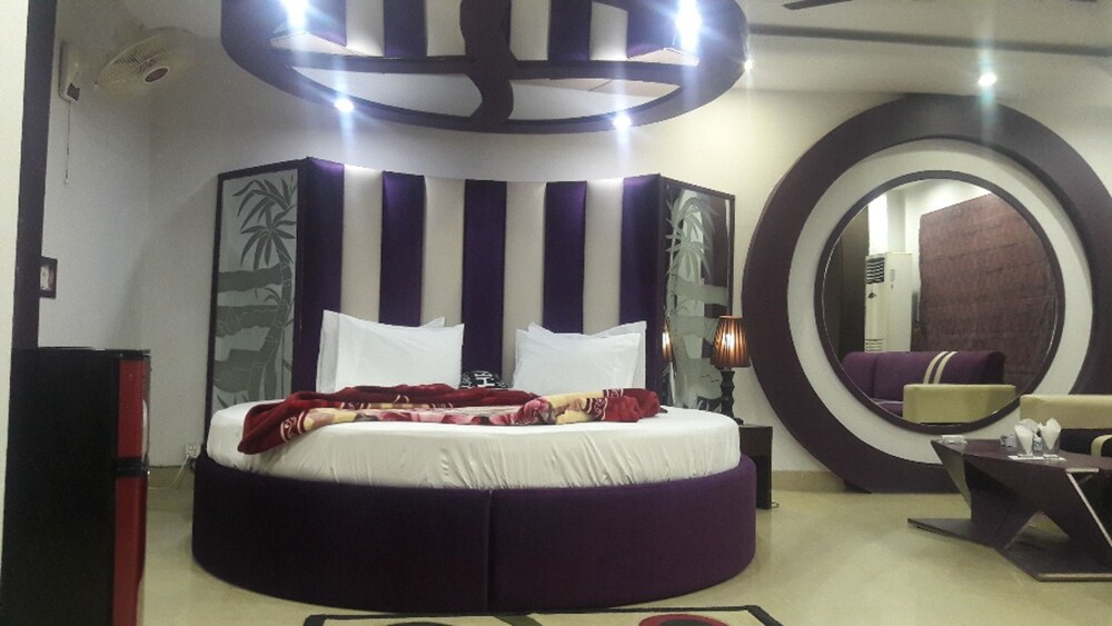 Hotel LaFlora — Multan — photo 3