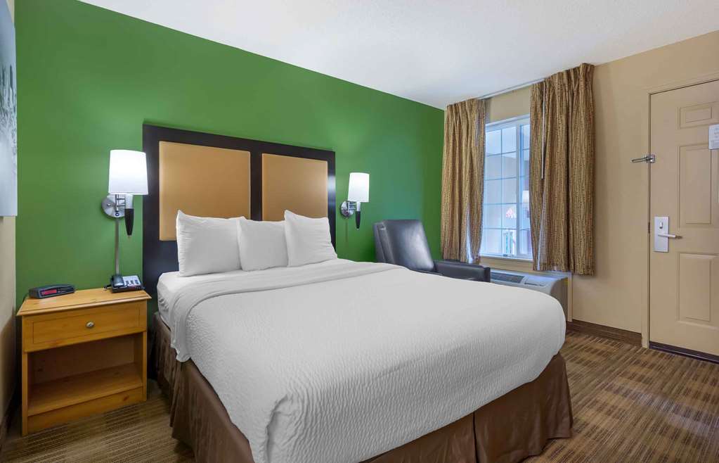 Extended Stay America Suites Seattle Bellevue Factoria - photo 12