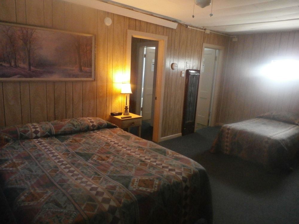 The Sage Motel - photo 25