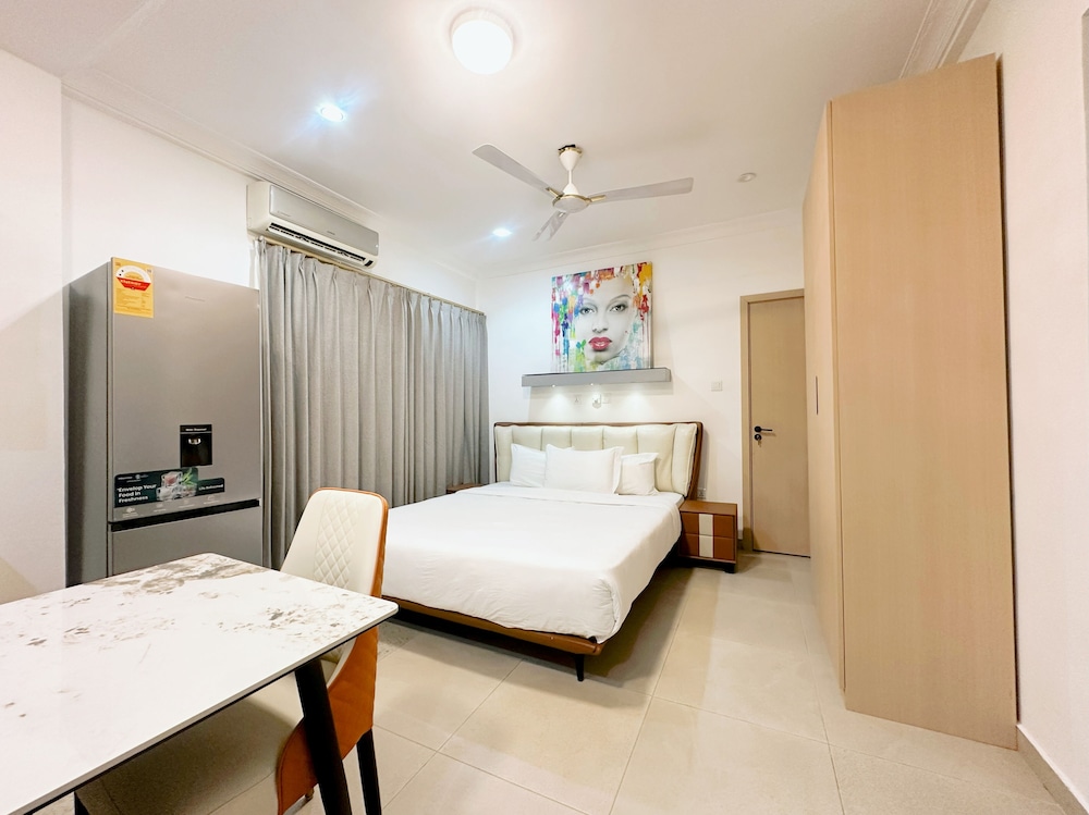 Golden Crystal Experience — 5-Star Luxury Hotel in Accra, Ghana