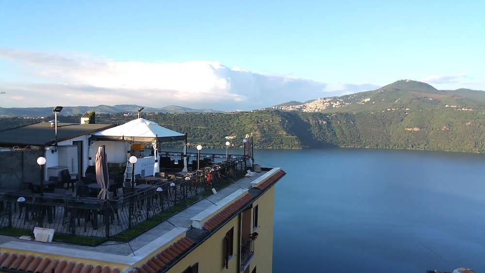 Hotel Castel Gandolfo — hotel in Castel Gandolfo