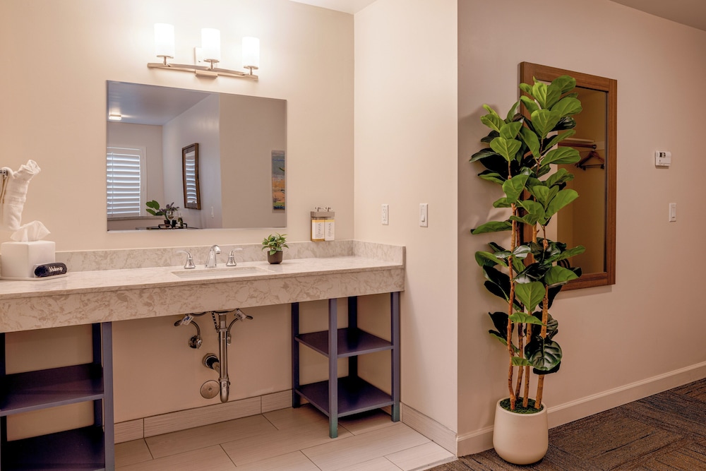 Inn At Moss Landing Point - photo 66